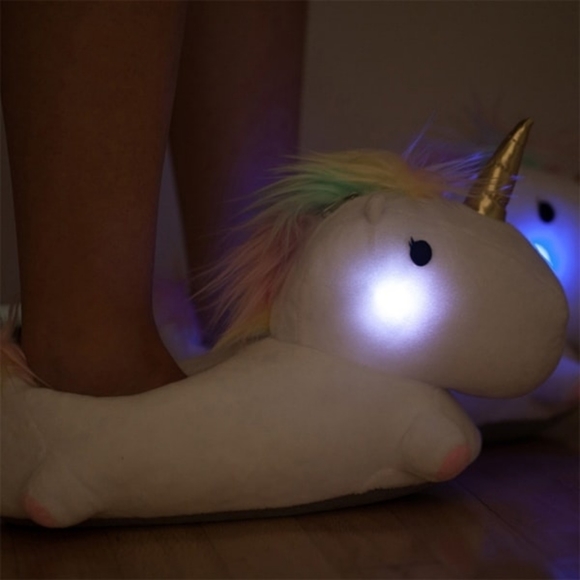 Unicorn light up slippers - Picture 3 of 11